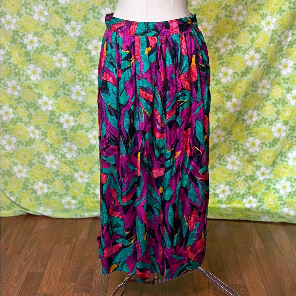 Rafaella A-line Pleated Maxi Skirt Floral Purple Boho Size 10 Teacher Secretary